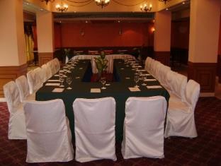 Country Inn & Suites หริทวาร ภายนอก รูปภาพ